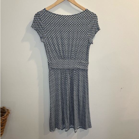 Boden Stretchy Viscose Dress Size 6 Petite Pockets geometric Pattern - Picture 2 of 6